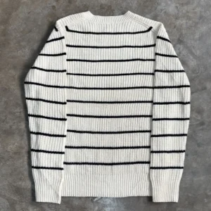 Uniqlo striped knitwear