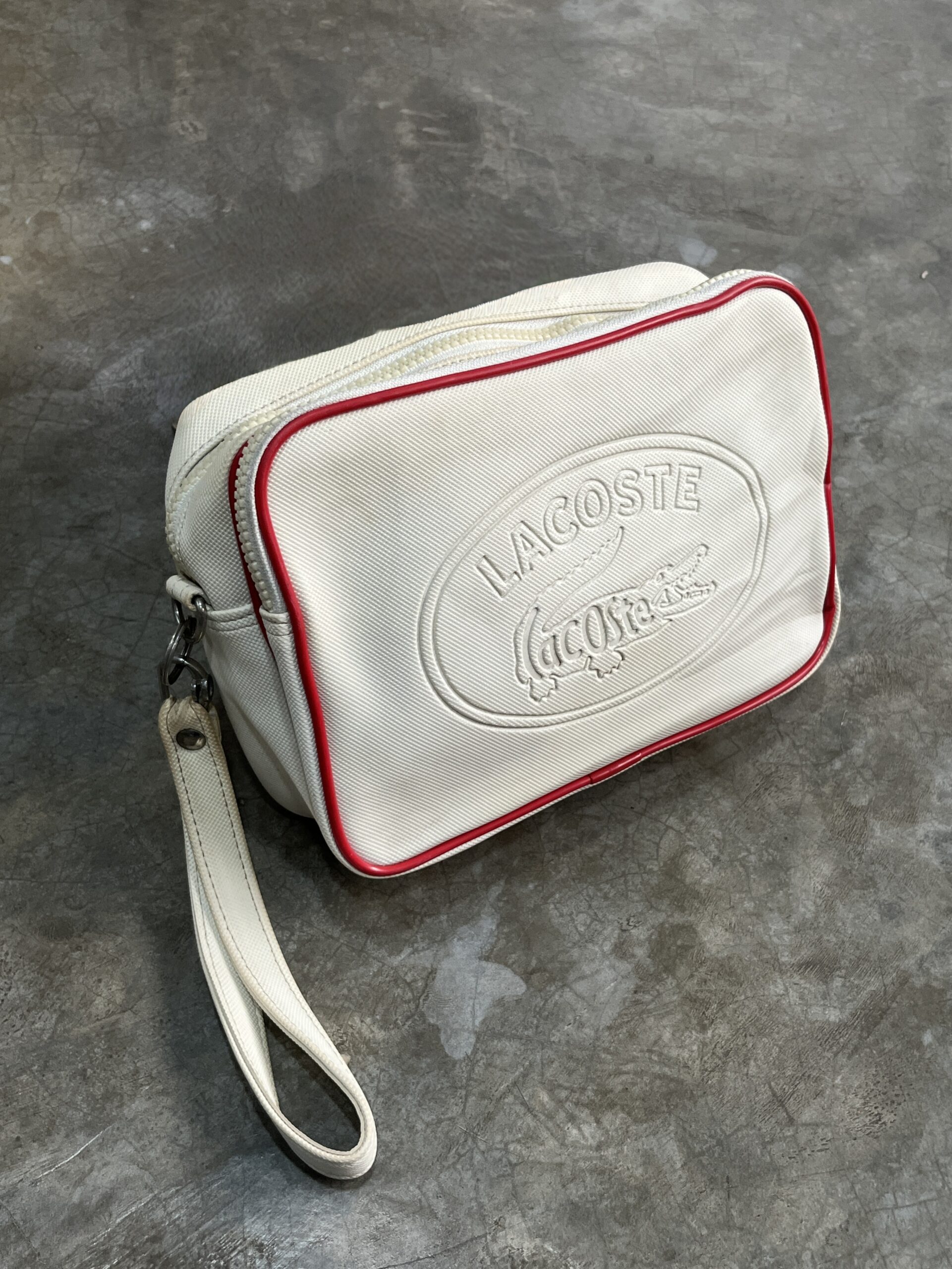 Rare Lacoste trousee toilette bag - Image 4