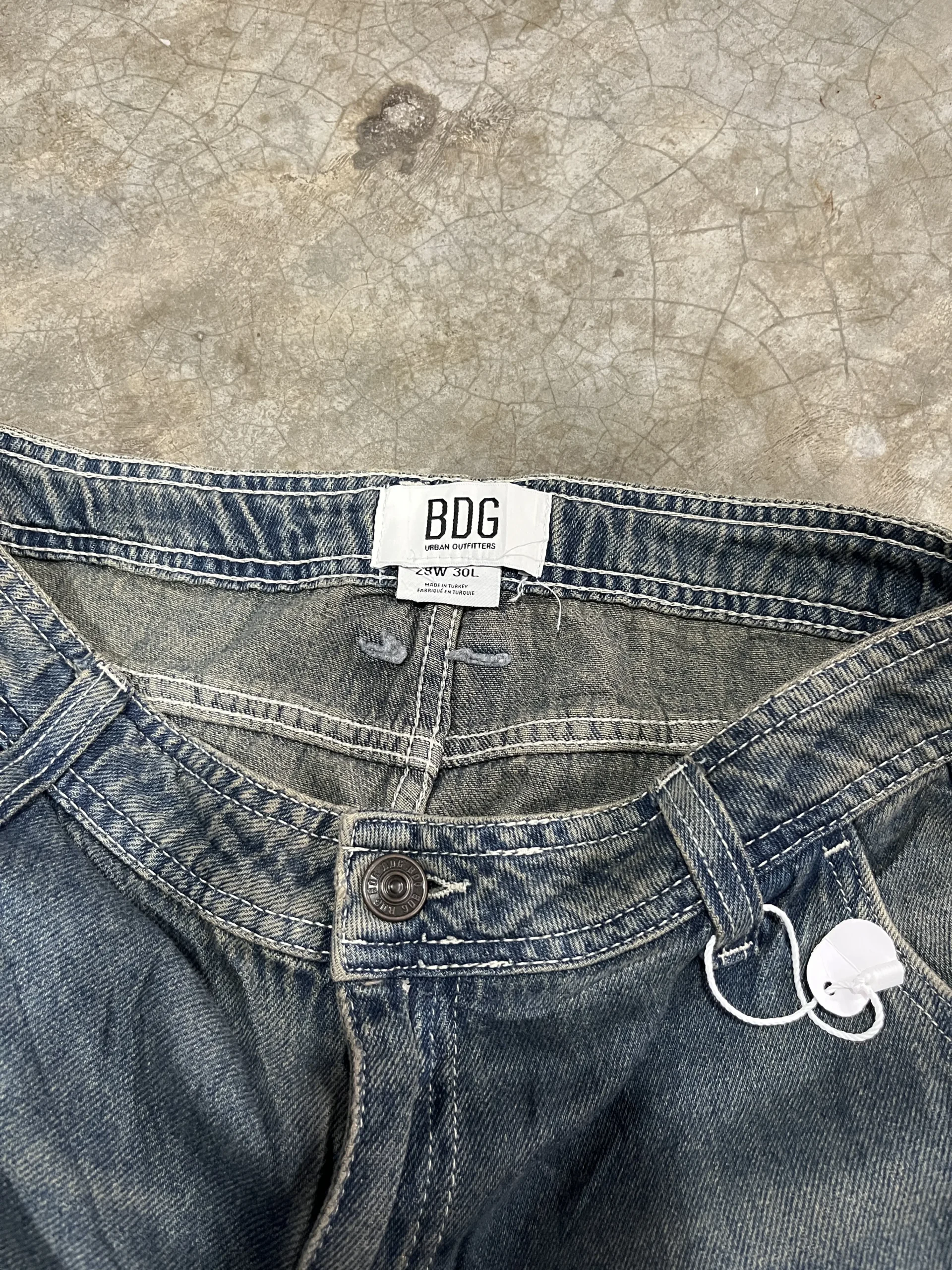 BDG vintage wide leg cargo - Image 5